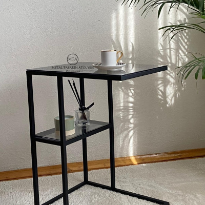 طاولة قهوة C للزينة من أميليا - طاولة جانبية - طاولة مكتب - حامل كمبيوتر محمول أسود - زجاج مدخن؟