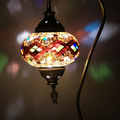 مصباح الفسيفساء العتيق الأصيل ، الإنارات التركية القديمة ، المصباح الزجاجي الملون ، فن الزجاج