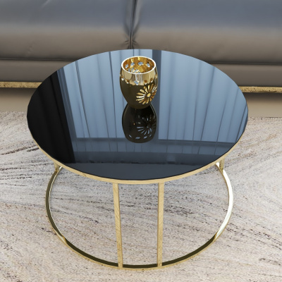 طقم طاولة متداخلة وطاولة مركزية من سيلين 4 ، أرجل ذهبية ، زجاج أسود