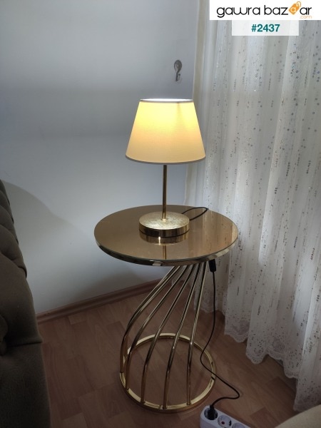 طاولة جانبية بجعة ، مرآة برونزية ذات أرجل ذهبية