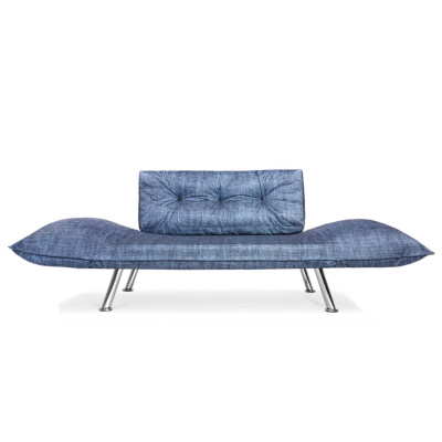 أريكة مزدوجة زرقاء مع كرسي بذراعين مزدوج