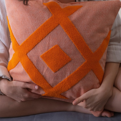 غطاء وسادة مطرز بقماش قطني برتقالي بتصميم خاص 43x43 سم