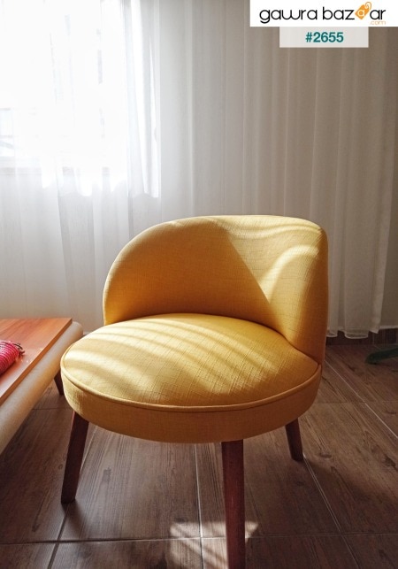 أريكة واحدة لطيفة صفراء