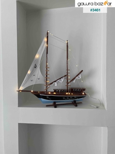 نموذج سفينة خشبية مع إضاءة إبحار كبيرة الحجم