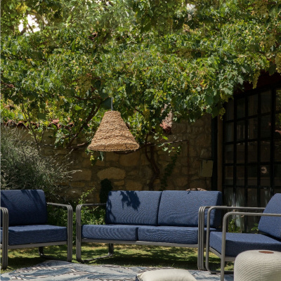 كرسي حديقة فردي باللون الأزرق الداكن من نيا أنثراسايت هيكل عظمي للحدائق والشرفة كرسي بذراعين Soft7004