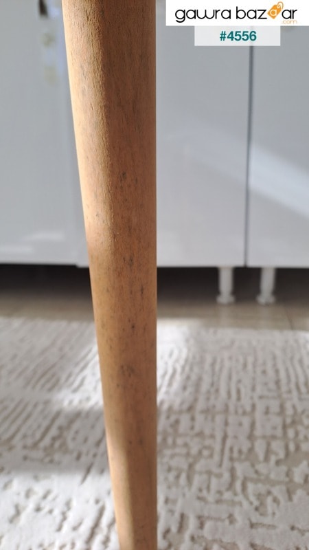 طاولة دائرية من فلورا أرجل خشبية ثلاثية التعشيش المستديرة