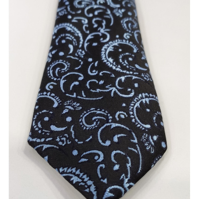 ربطة عنق ومنديل بنمط شال