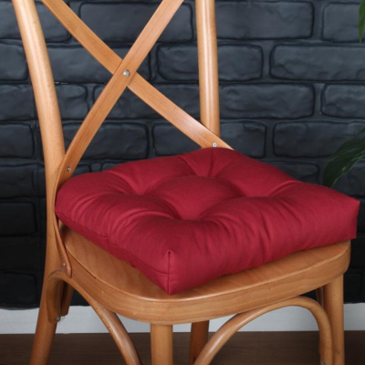 وسادة كرسي لوكس Pofidik باللون الأحمر الكلاريت بغرز خاصة 40x40 سم