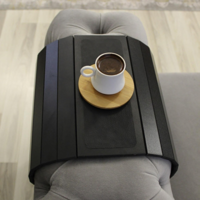 مسند ذراع أريكة مصنوع من الجلد ، طاولة قهوة ، طاولة جانبية للمقعد ، صينية أريكة ، طاولة قهوة محمولة