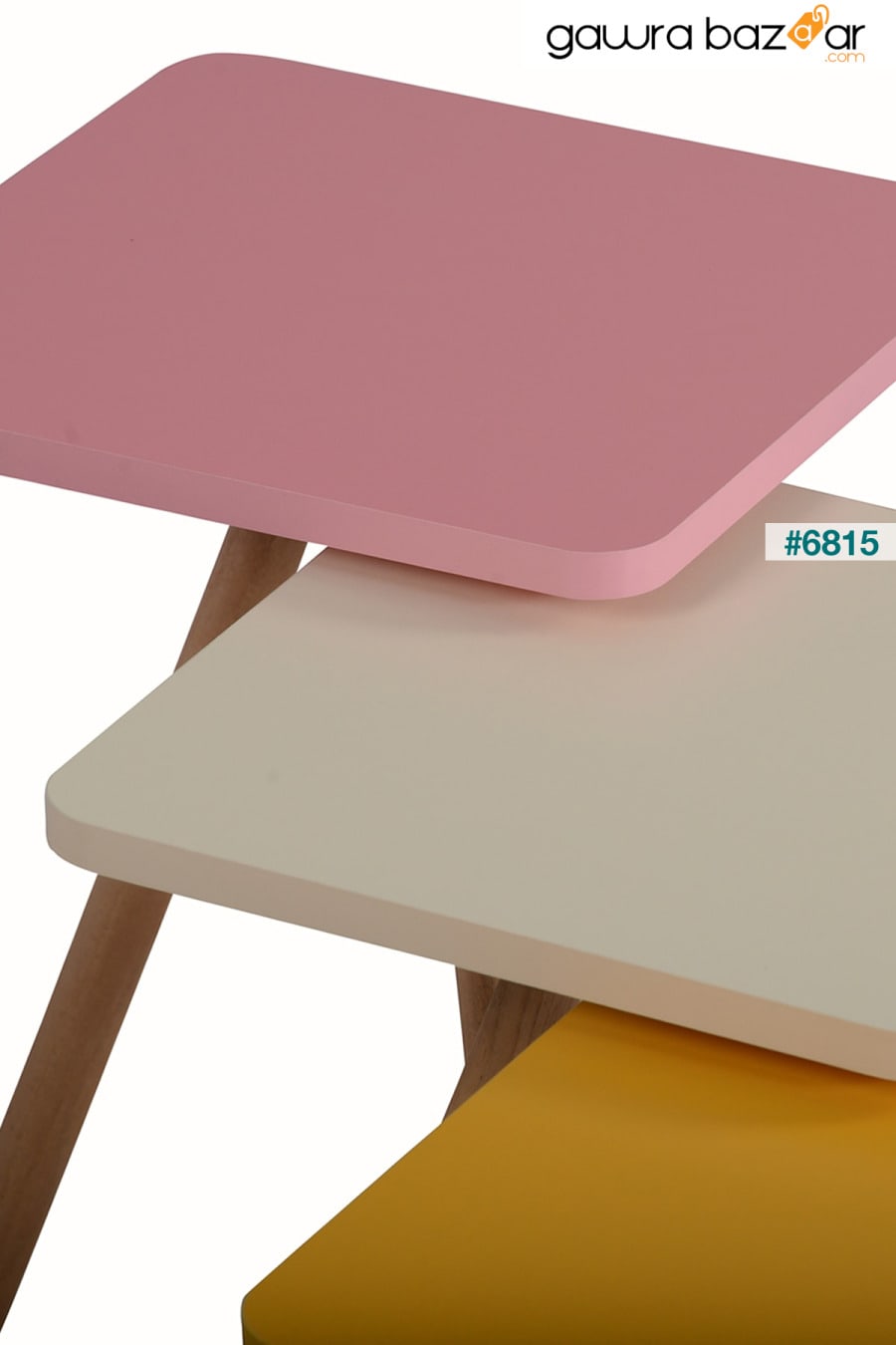 طاولة متداخلة ثلاثية ملونة بأرجل خشبية مربعة تصميم باستيل أصفر كريم وردي interGO 4