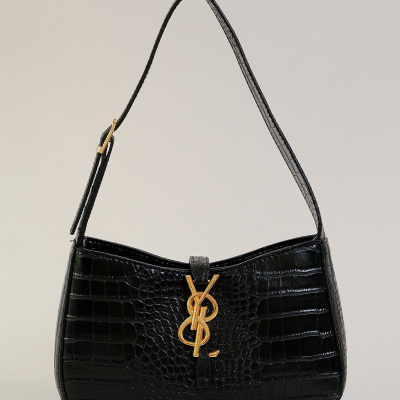 حقيبة كروكو Yls Baguette النسائية باللون الأسود