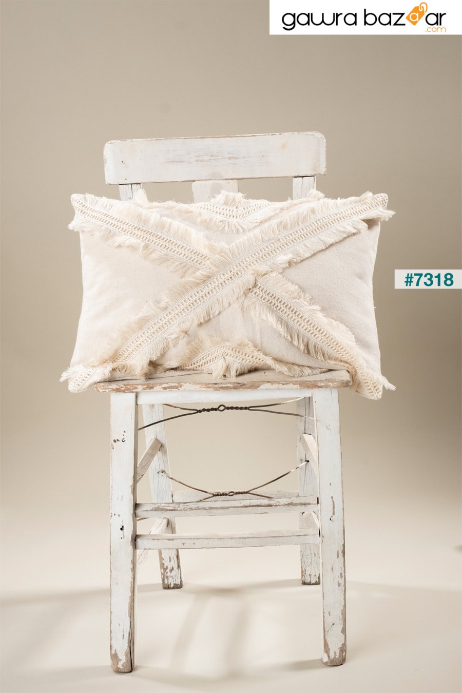 غطاء وسادة من الكتان الكريمي بتصميم خاص متعدد الشرابة 35x55 سم vivamaison 1