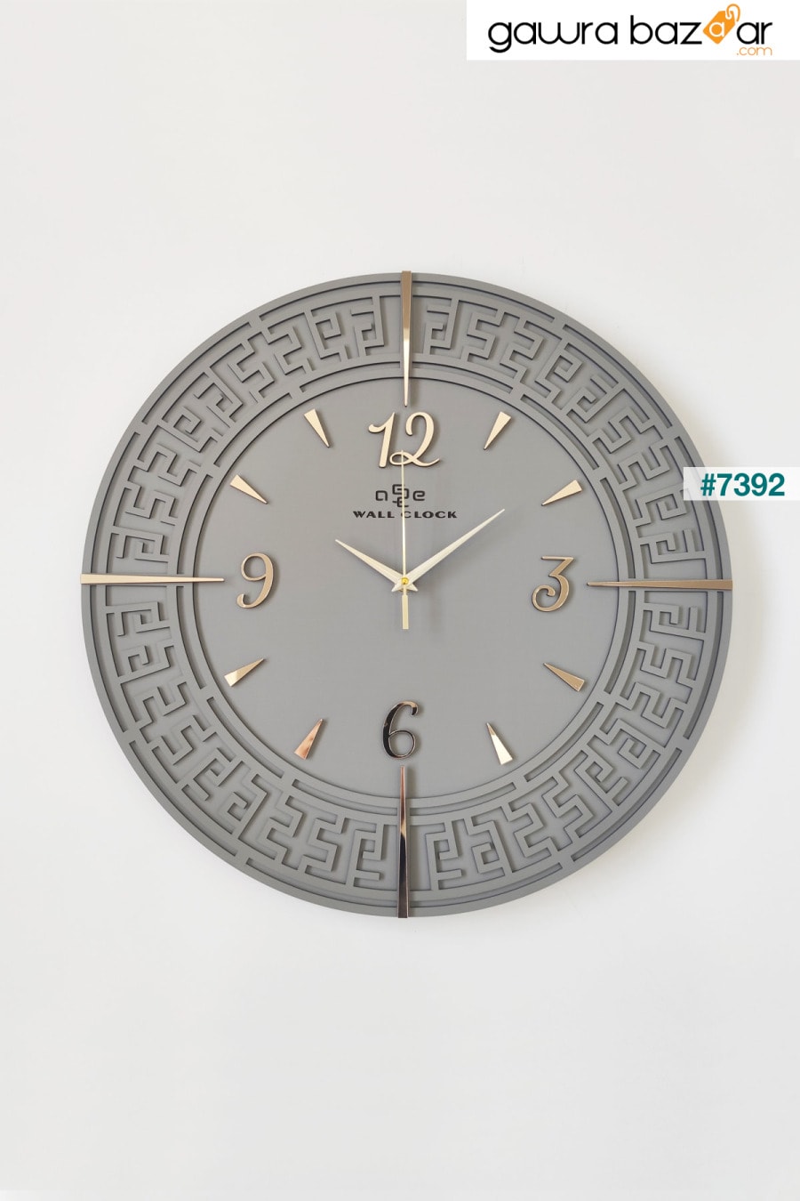 ساعة حائط صامتة بخطوط متشابكة أنثراسايت وذهبية أرقام تركية 50x50 سم aSSe Tasarım 1