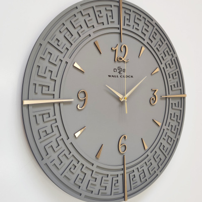 ساعة حائط صامتة بخطوط متشابكة أنثراسايت وذهبية أرقام تركية 50x50 سم