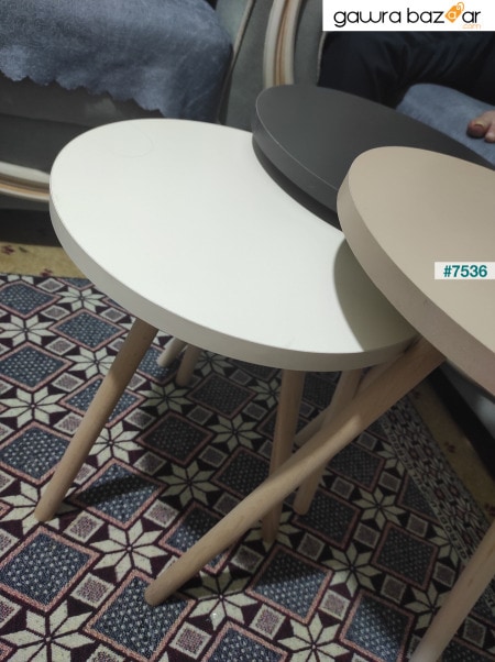 طاولة تعشيش ثلاثية ملونة بأرجل خشبية مستديرة بتصميم الباستيل رمادي كريم كابتشينو