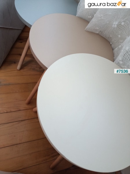 طاولة تعشيش ثلاثية ملونة بأرجل خشبية مستديرة بتصميم الباستيل رمادي كريم كابتشينو