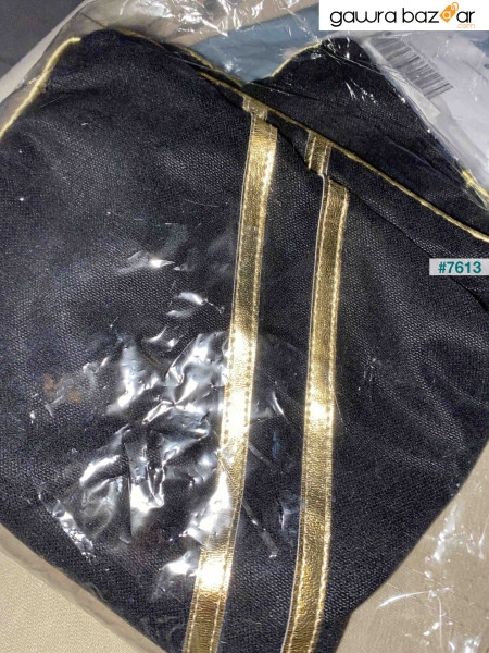 عبوة من قطعتين من غطاء وسادة أسود مخملي مع أنابيب ذهبية وشريط جلدي