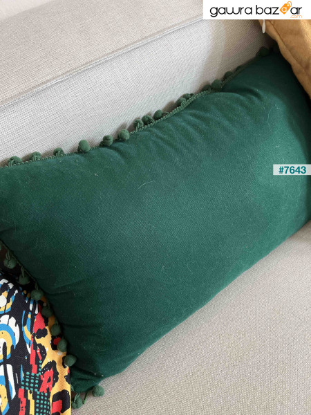 عبوة من قطعتين لون أخضر صنوبر بوم بوم وغطاء وسادة قطعتين 30 × 50 سم