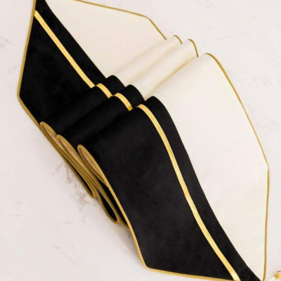 عداء مع إكسسوارات جلدية بأنابيب ذهبية - أسود (40 × 140 سم)