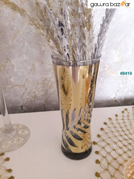مزهرية زجاجية مطلية بالذهب