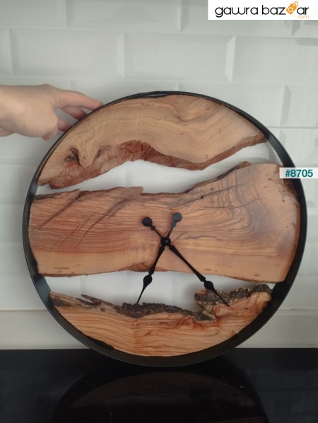 ساعة حائط شجرة الزيتون، ساعة حائط خشبية