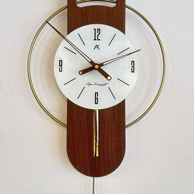 ساعة حائط بتصميم خاص من مير تايم، زجاج معدني ذهبي، لون الجوز، خشب