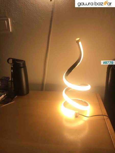 مصباح طاولة LED حديث ذهبي اللون