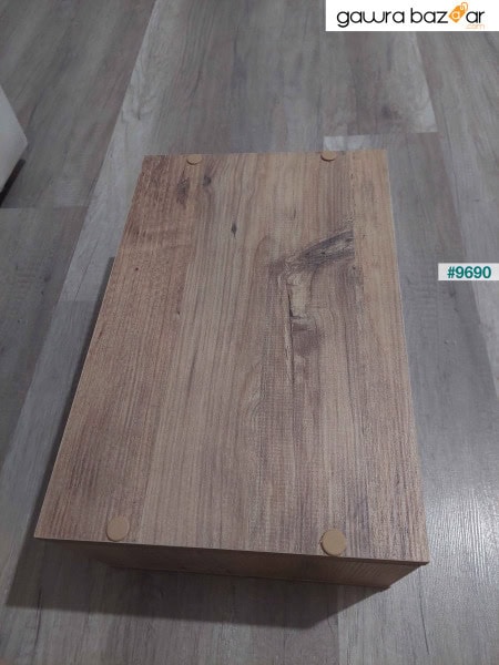 منضدة خشبية بأرجل مع رف - خشب الصنوبر الأطلسي